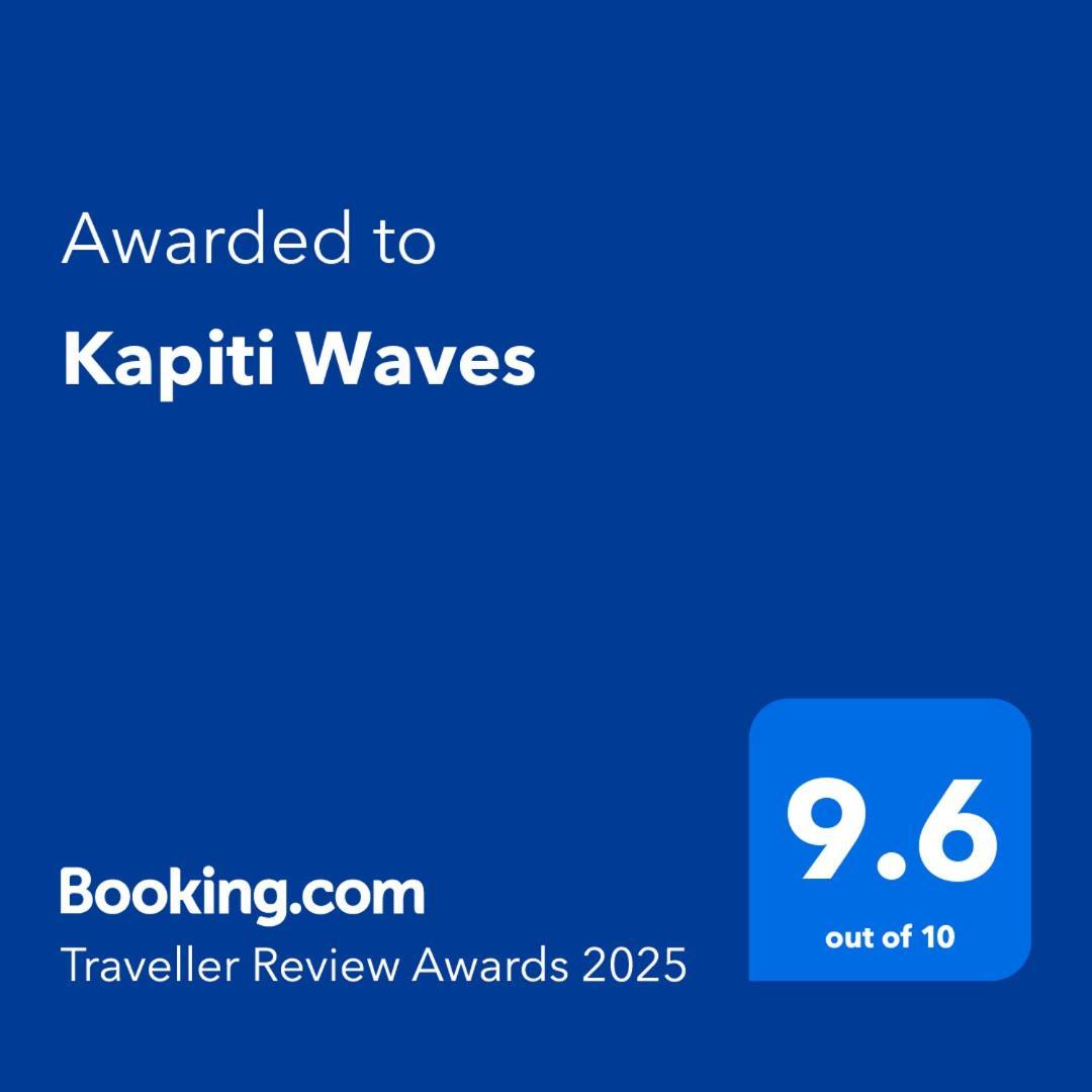 Kapiti Waves Bed & Breakfast Pukerua Bay Esterno foto