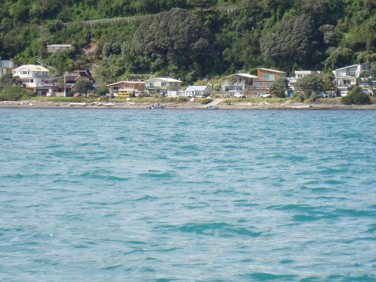 Kapiti Waves Bed & Breakfast Pukerua Bay Esterno foto
