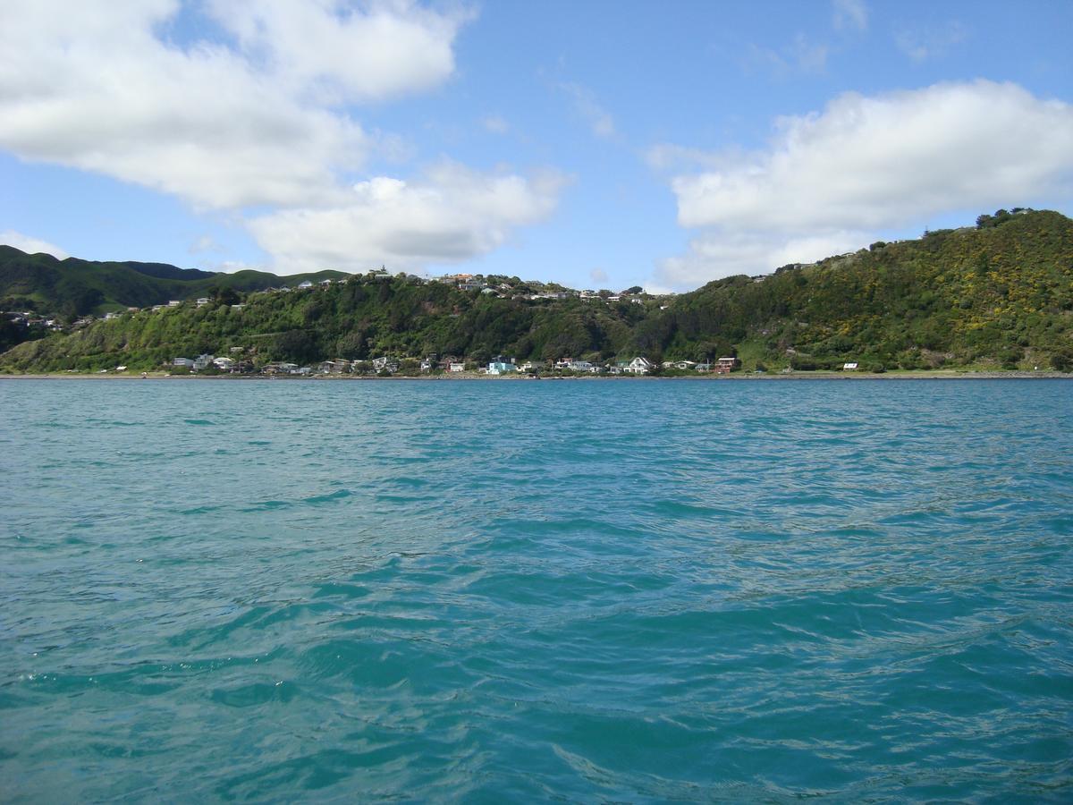 Kapiti Waves Bed & Breakfast Pukerua Bay Esterno foto